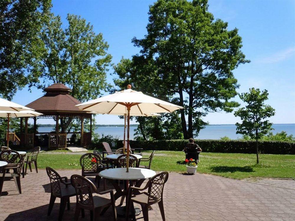L'Auberge Du Lac St-Pierre Trois-Rivieres Exterior photo